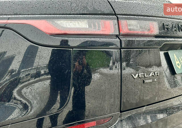 Черный Ленд Ровер Рендж Ровер Велар, объемом двигателя 2 л и пробегом 112 тыс. км за 34999 $, фото 23 на Automoto.ua
