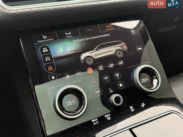 Черный Ленд Ровер Рендж Ровер Велар, объемом двигателя 3 л и пробегом 81 тыс. км за 45800 $, фото 37 на Automoto.ua