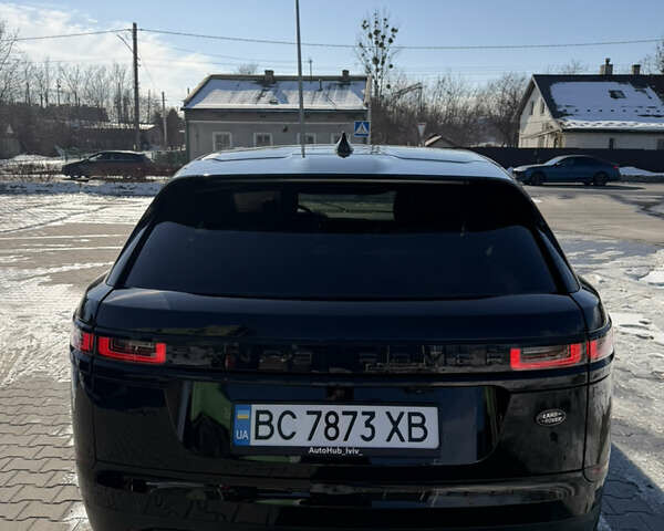 Черный Ленд Ровер Рендж Ровер Велар, объемом двигателя 2 л и пробегом 129 тыс. км за 34000 $, фото 2 на Automoto.ua