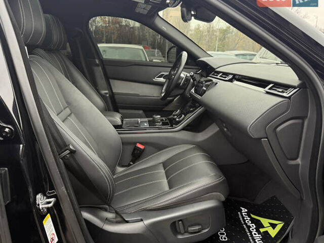 Черный Ленд Ровер Рендж Ровер Велар, объемом двигателя 3 л и пробегом 81 тыс. км за 45800 $, фото 40 на Automoto.ua