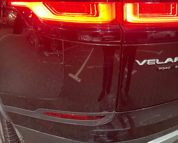 Чорний Ленд Ровер Рендж Ровер Велар, об'ємом двигуна 3 л та пробігом 108 тис. км за 35100 $, фото 6 на Automoto.ua