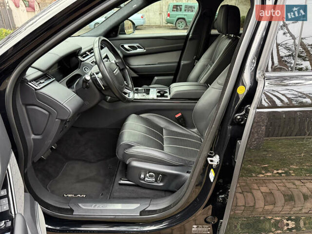 Черный Ленд Ровер Рендж Ровер Велар, объемом двигателя 2.99 л и пробегом 129 тыс. км за 44900 $, фото 70 на Automoto.ua