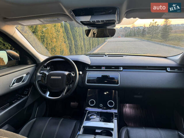 Черный Ленд Ровер Рендж Ровер Велар, объемом двигателя 2 л и пробегом 221 тыс. км за 29500 $, фото 17 на Automoto.ua