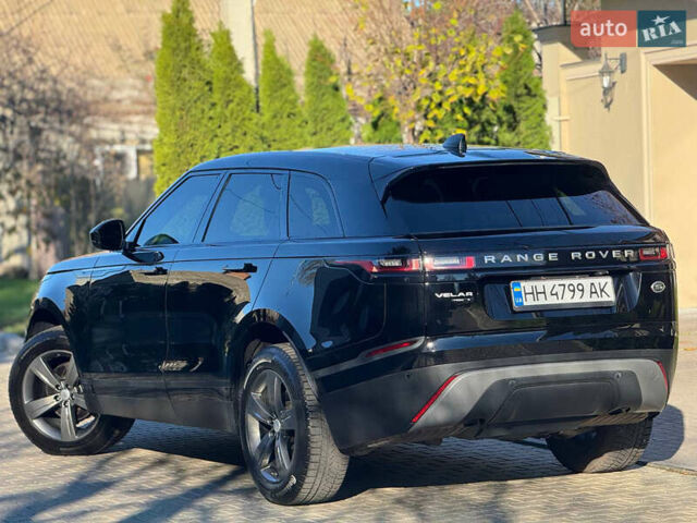 Черный Ленд Ровер Рендж Ровер Велар, объемом двигателя 2 л и пробегом 89 тыс. км за 38900 $, фото 6 на Automoto.ua
