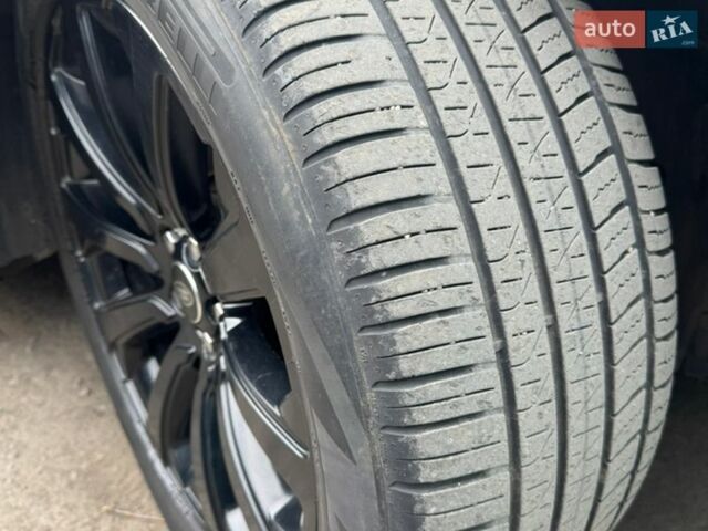 Черный Ленд Ровер Рендж Ровер Велар, объемом двигателя 3 л и пробегом 110 тыс. км за 36000 $, фото 18 на Automoto.ua