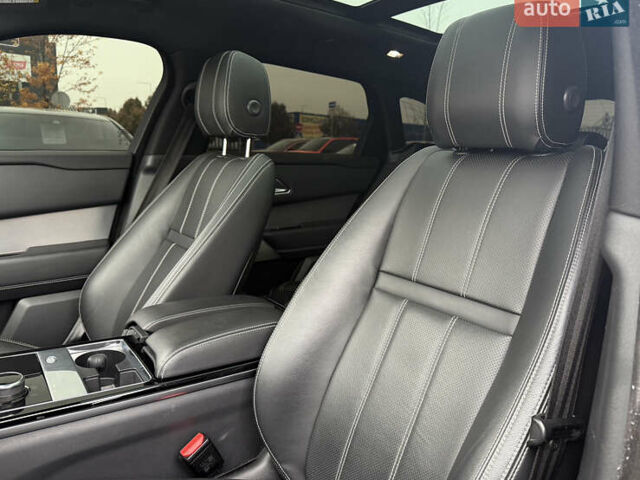 Черный Ленд Ровер Рендж Ровер Велар, объемом двигателя 3 л и пробегом 81 тыс. км за 45800 $, фото 25 на Automoto.ua