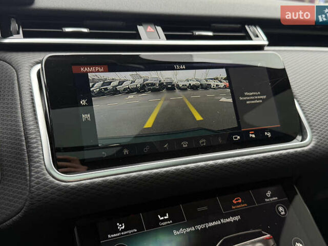 Черный Ленд Ровер Рендж Ровер Велар, объемом двигателя 3 л и пробегом 81 тыс. км за 45800 $, фото 38 на Automoto.ua