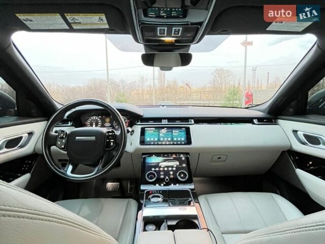 Черный Ленд Ровер Рендж Ровер Велар, объемом двигателя 2 л и пробегом 92 тыс. км за 36500 $, фото 30 на Automoto.ua