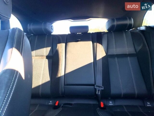 Чорний Ленд Ровер Рендж Ровер Велар, об'ємом двигуна 2.99 л та пробігом 147 тис. км за 10800 $, фото 9 на Automoto.ua