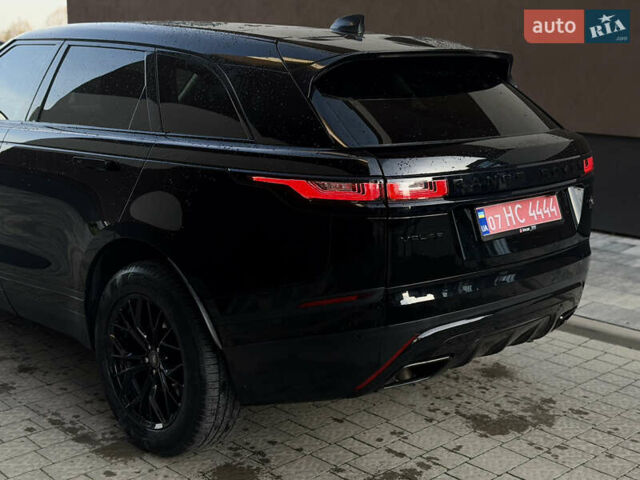 Черный Ленд Ровер Рендж Ровер Велар, объемом двигателя 2 л и пробегом 126 тыс. км за 28000 $, фото 10 на Automoto.ua