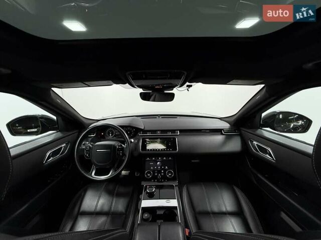 Чорний Ленд Ровер Рендж Ровер Велар, об'ємом двигуна 2 л та пробігом 93 тис. км за 39700 $, фото 28 на Automoto.ua