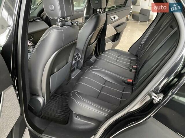 Чорний Ленд Ровер Рендж Ровер Велар, об'ємом двигуна 2 л та пробігом 29 тис. км за 44500 $, фото 33 на Automoto.ua