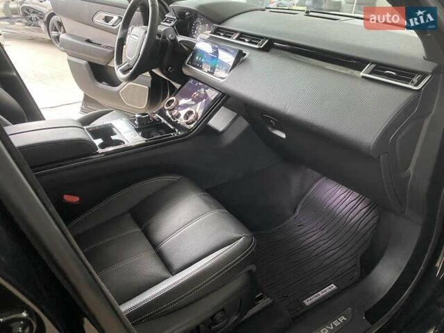 Чорний Ленд Ровер Рендж Ровер Велар, об'ємом двигуна 2 л та пробігом 29 тис. км за 44500 $, фото 30 на Automoto.ua