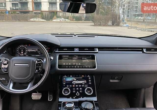 Черный Ленд Ровер Рендж Ровер Велар, объемом двигателя 2 л и пробегом 81 тыс. км за 49500 $, фото 16 на Automoto.ua