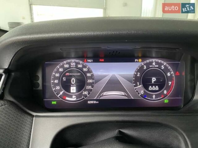 Чорний Ленд Ровер Рендж Ровер Велар, об'ємом двигуна 2 л та пробігом 29 тис. км за 44500 $, фото 20 на Automoto.ua