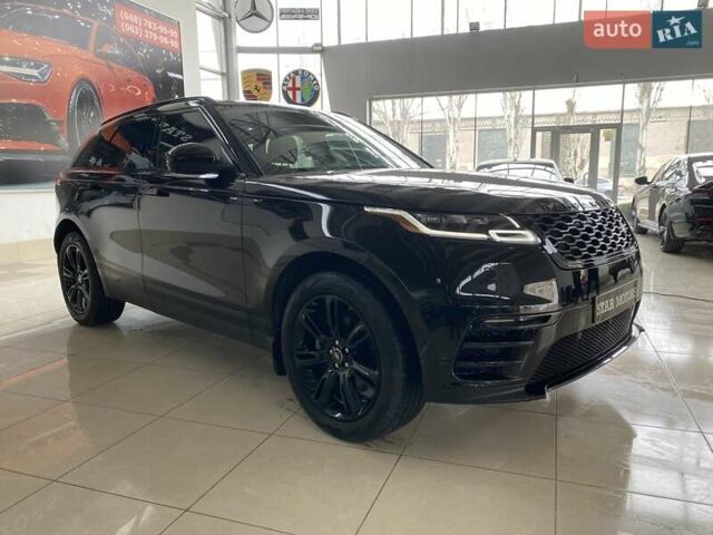 Чорний Ленд Ровер Рендж Ровер Велар, об'ємом двигуна 2 л та пробігом 29 тис. км за 44500 $, фото 4 на Automoto.ua