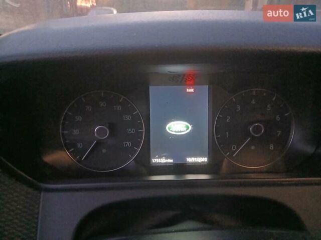 Чорний Ленд Ровер Рендж Ровер Велар, об'ємом двигуна 2 л та пробігом 281 тис. км за 24999 $, фото 14 на Automoto.ua