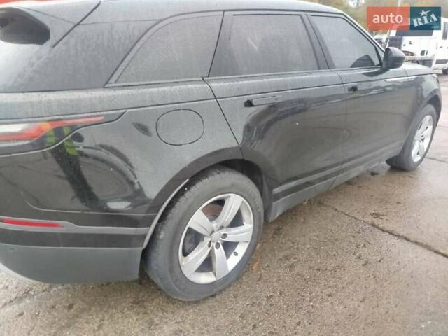 Чорний Ленд Ровер Рендж Ровер Велар, об'ємом двигуна 2 л та пробігом 281 тис. км за 24999 $, фото 4 на Automoto.ua