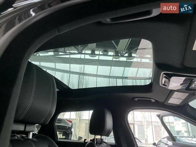 Чорний Ленд Ровер Рендж Ровер Велар, об'ємом двигуна 2 л та пробігом 29 тис. км за 44500 $, фото 32 на Automoto.ua