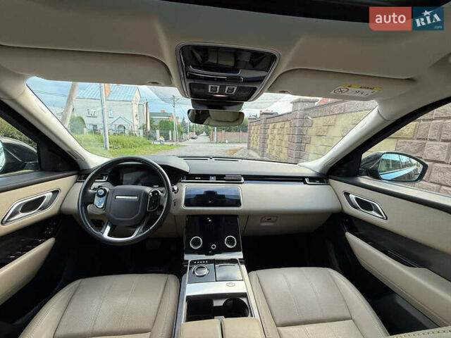 Черный Ленд Ровер Рендж Ровер Велар, объемом двигателя 2 л и пробегом 182 тыс. км за 39000 $, фото 19 на Automoto.ua