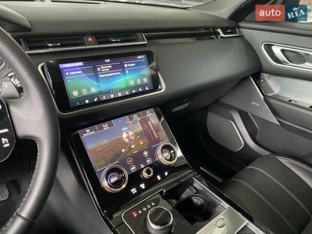 Чорний Ленд Ровер Рендж Ровер Велар, об'ємом двигуна 2 л та пробігом 29 тис. км за 44500 $, фото 24 на Automoto.ua