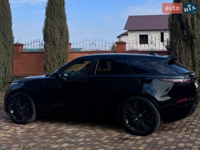 Черный Ленд Ровер Рендж Ровер Велар, объемом двигателя 2 л и пробегом 97 тыс. км за 41000 $, фото 10 на Automoto.ua