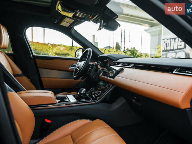 Чорний Ленд Ровер Рендж Ровер Велар, об'ємом двигуна 3 л та пробігом 46 тис. км за 59900 $, фото 13 на Automoto.ua