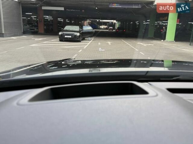 Чорний Ленд Ровер Рендж Ровер Велар, об'ємом двигуна 2 л та пробігом 98 тис. км за 56990 $, фото 25 на Automoto.ua