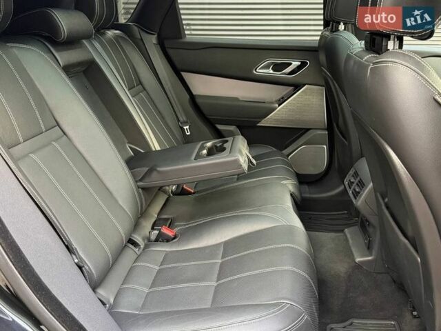 Чорний Ленд Ровер Рендж Ровер Велар, об'ємом двигуна 2 л та пробігом 98 тис. км за 56990 $, фото 14 на Automoto.ua