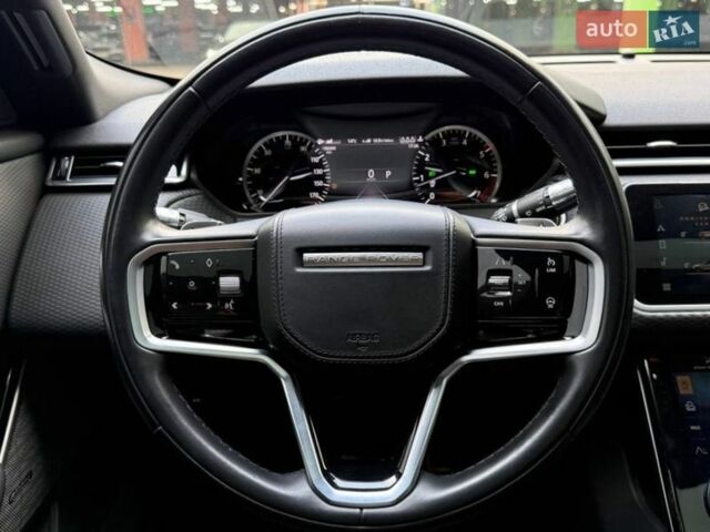 Чорний Ленд Ровер Рендж Ровер Велар, об'ємом двигуна 2 л та пробігом 98 тис. км за 56990 $, фото 22 на Automoto.ua