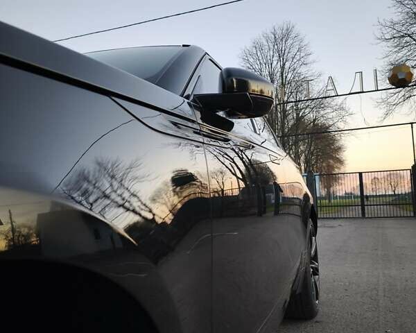 Черный Ленд Ровер Рендж Ровер Велар, объемом двигателя 2 л и пробегом 95 тыс. км за 64999 $, фото 8 на Automoto.ua