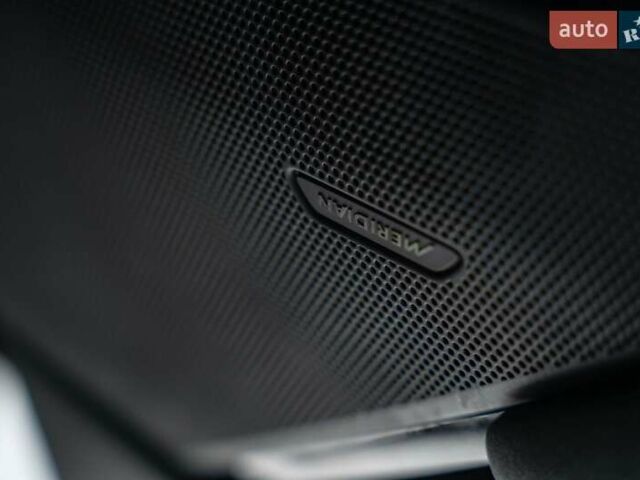 Чорний Ленд Ровер Рендж Ровер Велар, об'ємом двигуна 2 л та пробігом 44 тис. км за 57500 $, фото 52 на Automoto.ua