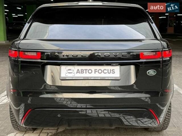 Чорний Ленд Ровер Рендж Ровер Велар, об'ємом двигуна 2 л та пробігом 98 тис. км за 56990 $, фото 8 на Automoto.ua