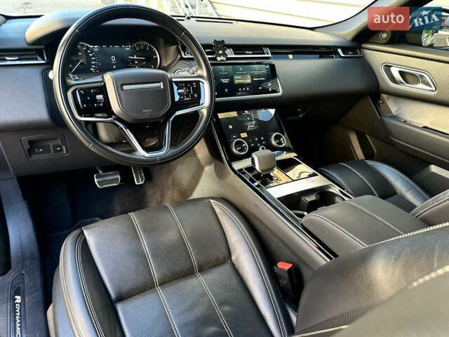 Ленд Ровер Рендж Ровер Велар 2023 в Одессе на Automoto.ua Черный Ленд Ровер Рендж Ровер Велар, объемом двигателя 2 л и пробегом 53 тыс. км за 62000 $, фото 14 на Automoto.ua
