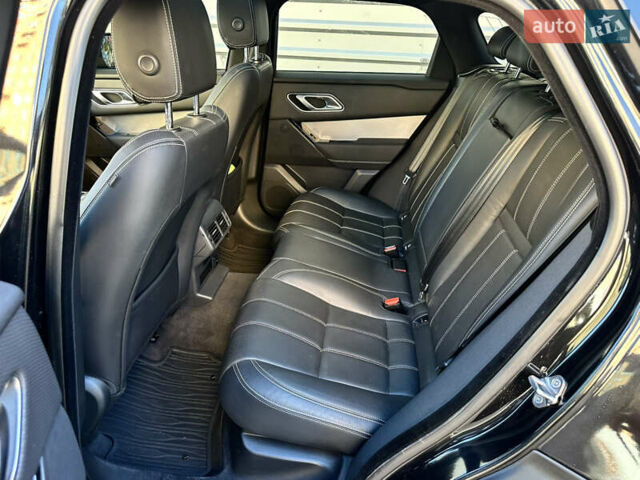 Ленд Ровер Рендж Ровер Велар 2023 в Одессе на Automoto.ua Черный Ленд Ровер Рендж Ровер Велар, объемом двигателя 2 л и пробегом 53 тыс. км за 62000 $, фото 12 на Automoto.ua