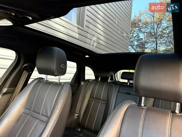 Ленд Ровер Рендж Ровер Велар 2023 в Одессе на Automoto.ua Черный Ленд Ровер Рендж Ровер Велар, объемом двигателя 2 л и пробегом 53 тыс. км за 62000 $, фото 10 на Automoto.ua