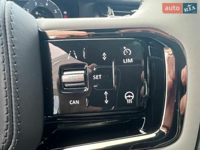 Черный Ленд Ровер Рендж Ровер Велар, объемом двигателя 3 л и пробегом 4 тыс. км за 90160 $, фото 18 на Automoto.ua