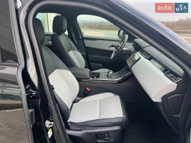 Черный Ленд Ровер Рендж Ровер Велар, объемом двигателя 3 л и пробегом 4 тыс. км за 90160 $, фото 33 на Automoto.ua