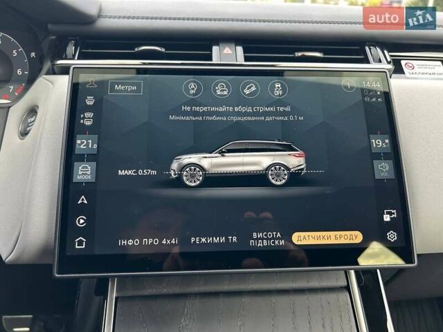 Ленд Ровер Рендж Ровер Велар 2025 в Киеве на Automoto.ua Черный Ленд Ровер Рендж Ровер Велар, объемом двигателя 3 л и пробегом 2 тыс. км за 91643 $, фото 25 на Automoto.ua