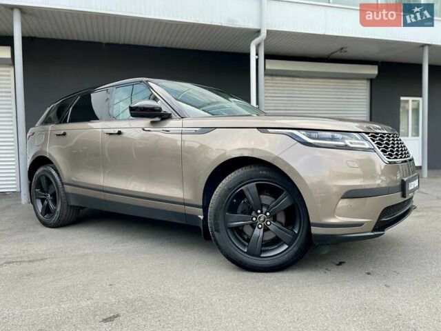 Коричневый Ленд Ровер Рендж Ровер Велар, объемом двигателя 2 л и пробегом 120 тыс. км за 42900 $, фото 3 на Automoto.ua