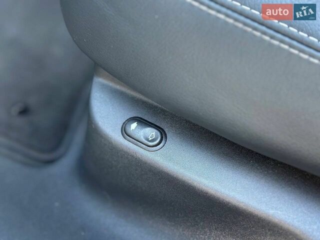 Коричневый Ленд Ровер Рендж Ровер Велар, объемом двигателя 2 л и пробегом 108 тыс. км за 31999 $, фото 31 на Automoto.ua