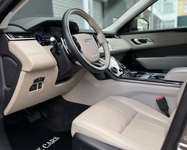 Коричневый Ленд Ровер Рендж Ровер Велар, объемом двигателя 2 л и пробегом 120 тыс. км за 42900 $, фото 58 на Automoto.ua