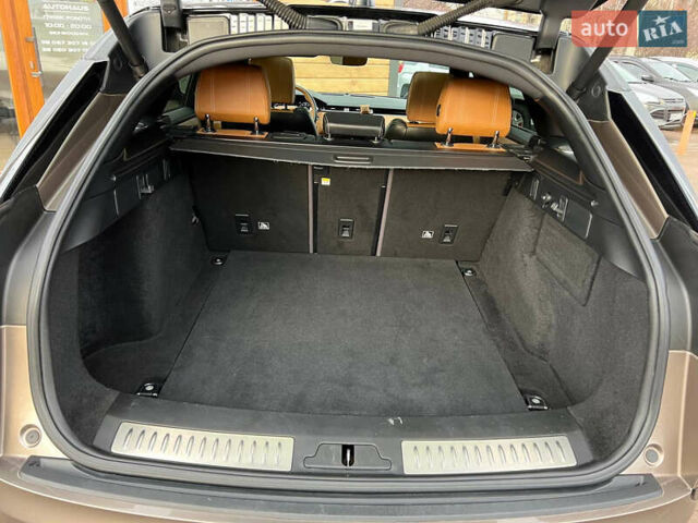 Коричневий Ленд Ровер Рендж Ровер Велар, об'ємом двигуна 3 л та пробігом 87 тис. км за 39900 $, фото 30 на Automoto.ua