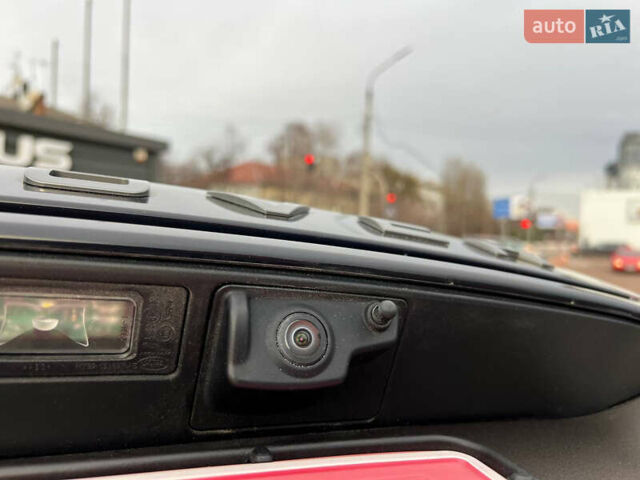 Коричневий Ленд Ровер Рендж Ровер Велар, об'ємом двигуна 3 л та пробігом 87 тис. км за 39900 $, фото 32 на Automoto.ua