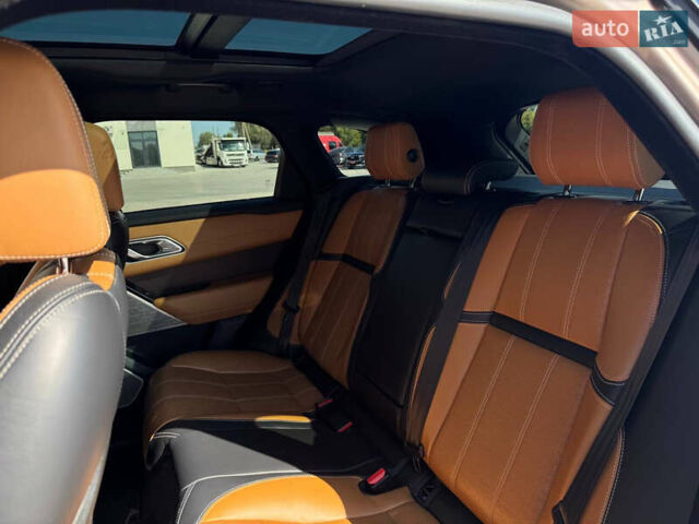 Коричневый Ленд Ровер Рендж Ровер Велар, объемом двигателя 3 л и пробегом 84 тыс. км за 39900 $, фото 12 на Automoto.ua