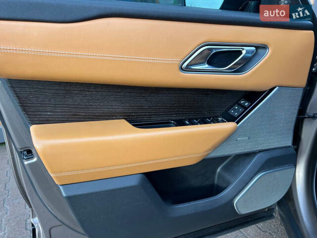 Коричневий Ленд Ровер Рендж Ровер Велар, об'ємом двигуна 3 л та пробігом 87 тис. км за 39900 $, фото 22 на Automoto.ua