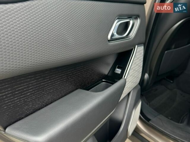 Коричневый Ленд Ровер Рендж Ровер Велар, объемом двигателя 2 л и пробегом 124 тыс. км за 39999 $, фото 26 на Automoto.ua