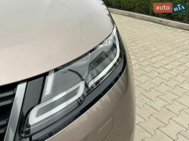 Коричневый Ленд Ровер Рендж Ровер Велар, объемом двигателя 2 л и пробегом 124 тыс. км за 39999 $, фото 16 на Automoto.ua