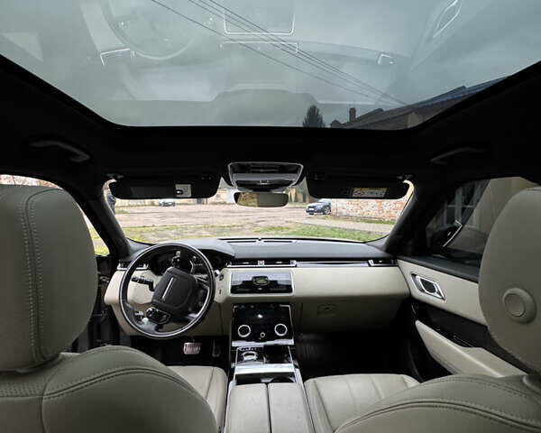 Коричневый Ленд Ровер Рендж Ровер Велар, объемом двигателя 2 л и пробегом 70 тыс. км за 40000 $, фото 9 на Automoto.ua