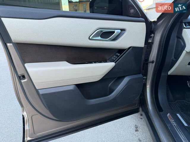 Коричневий Ленд Ровер Рендж Ровер Велар, об'ємом двигуна 2 л та пробігом 70 тис. км за 38900 $, фото 10 на Automoto.ua